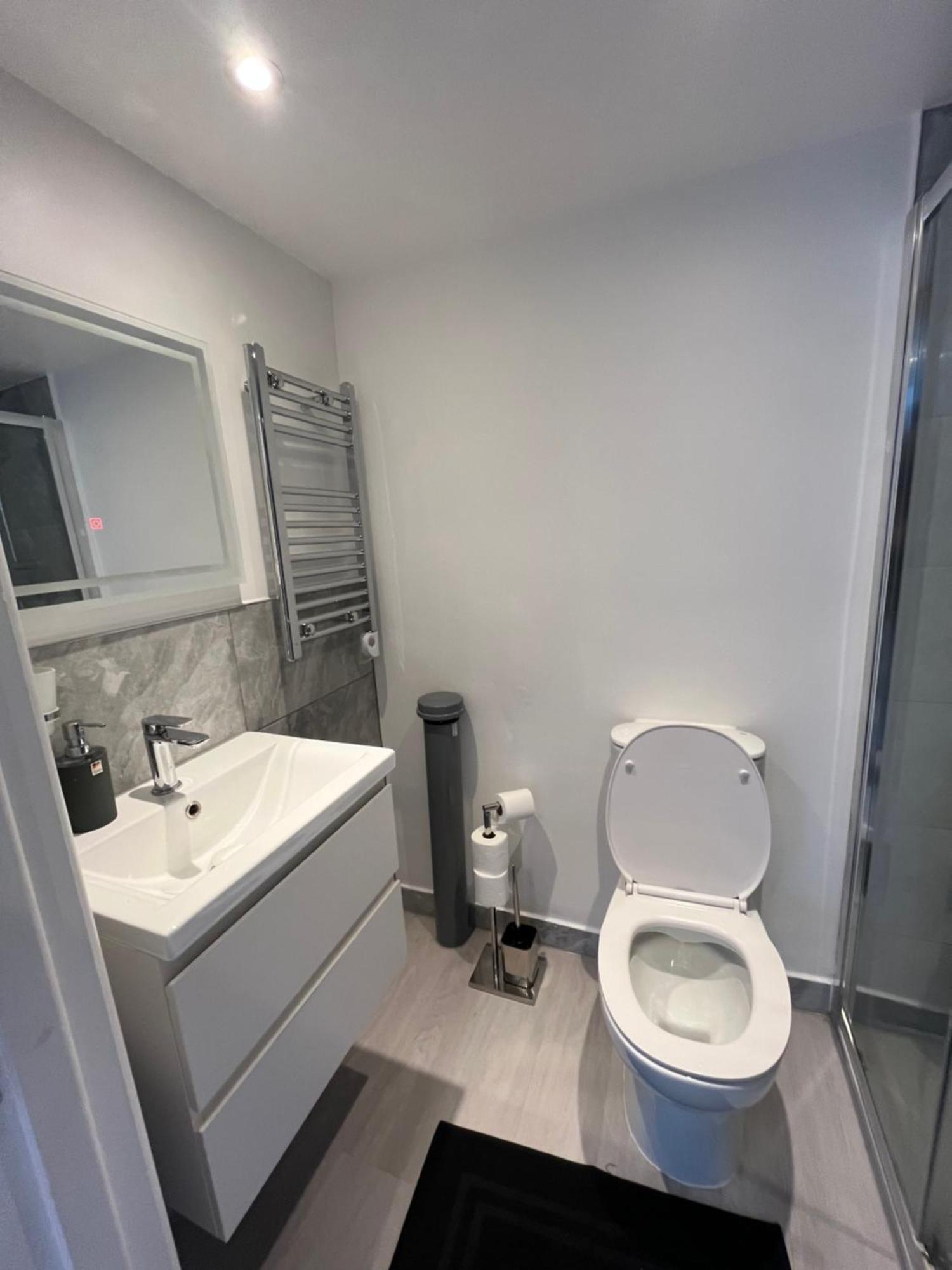 Camden Bnb London Bagian luar foto